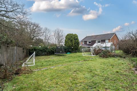 3 bedroom semi-detached house for sale, Redwood Avenue, Woodley, Reading