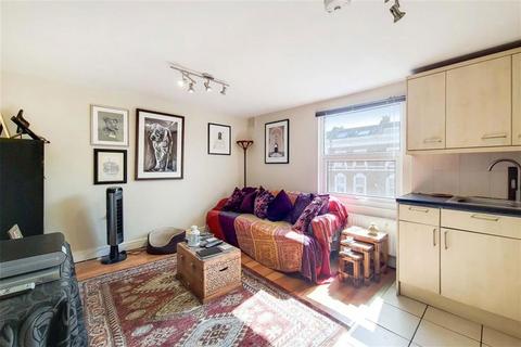 1 bedroom flat to rent, Castelnau, London SW13