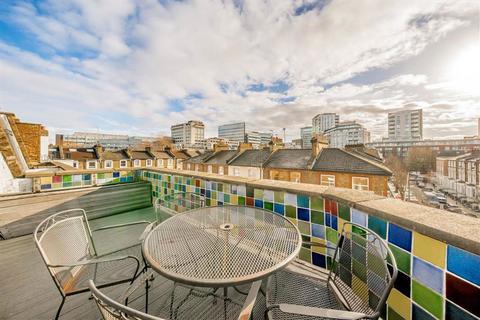 3 bedroom flat for sale, Kilmarsh Road, London W6