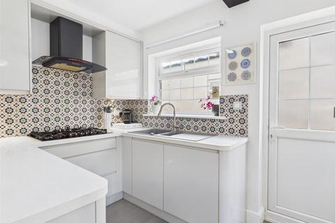 4 bedroom detached house for sale, Eastcote Road, Ruislip HA4