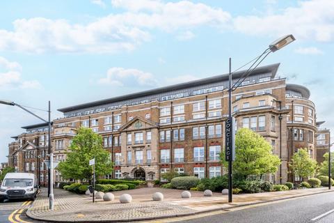 undefined, Cadogan Road, Greenwich, London, SE18