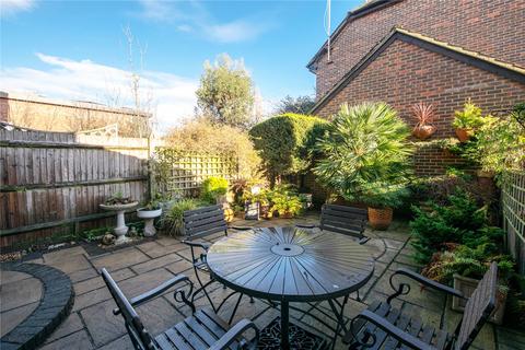 4 bedroom terraced house for sale, Eliot Gardens, Roehampton Lane, London, SW15