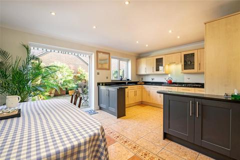 4 bedroom terraced house for sale, Eliot Gardens, Roehampton Lane, London, SW15