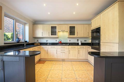 4 bedroom terraced house for sale, Eliot Gardens, Roehampton Lane, London, SW15