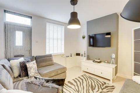4 bedroom terraced house for sale, Occupation Road, Hucknall NG15