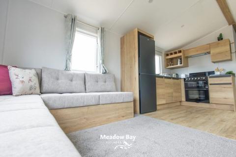 3 bedroom park home for sale, Golden Leas Holiday Park