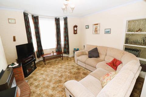 3 bedroom end of terrace house for sale, Glassbrook Road, Rushden NN10
