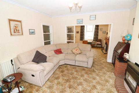 3 bedroom end of terrace house for sale, Glassbrook Road, Rushden NN10