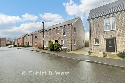 3 bedroom semi-detached house for sale, William Penn Way, Chichester, West Sussex