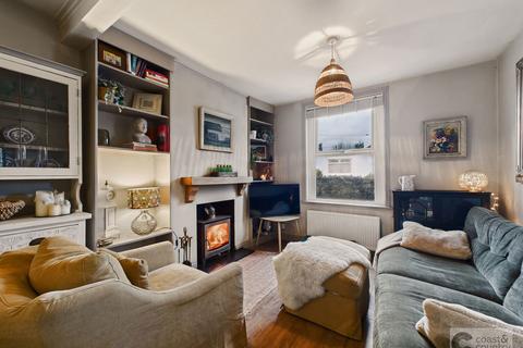 3 bedroom end of terrace house for sale, Exeter Road, Newton Abbot