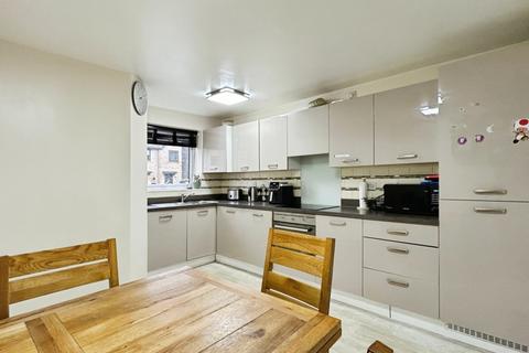 3 bedroom end of terrace house for sale, Oak Road, Thurnscoe, Rotherham