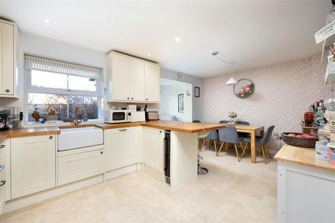 4 bedroom detached house for sale, Hilperton Marsh