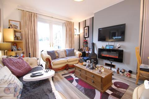 2 bedroom flat for sale, Carsaig Drive, Glasgow, City of Glasgow, G52 1AU