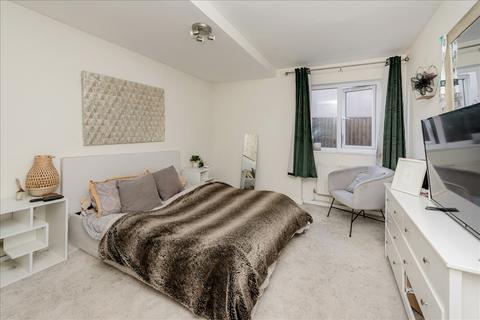 2 bedroom flat for sale, Scotts Road, Shepherd's Bush W12