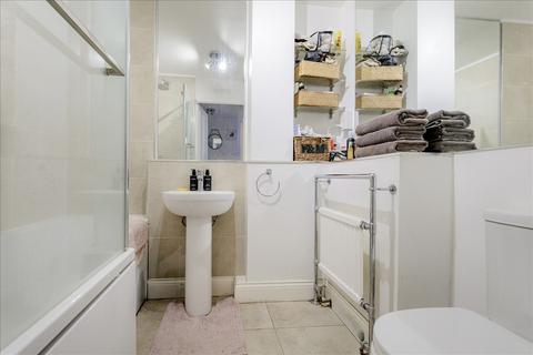 2 bedroom flat for sale, Scotts Road, Shepherd's Bush W12