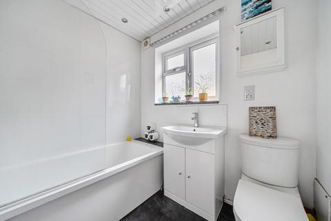 undefined, Oakwood Road, Surrey RH6