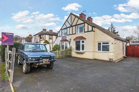3 bedroom semi-detached house for sale, Oakwood Road, Surrey RH6
