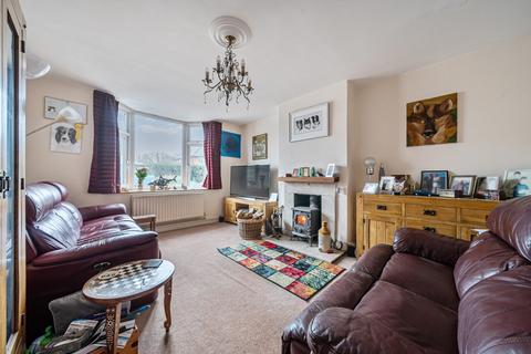 3 bedroom semi-detached house for sale, Oakwood Road, Surrey RH6