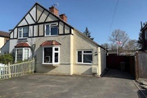 3 bedroom semi-detached house for sale, Oakwood Road, Surrey RH6