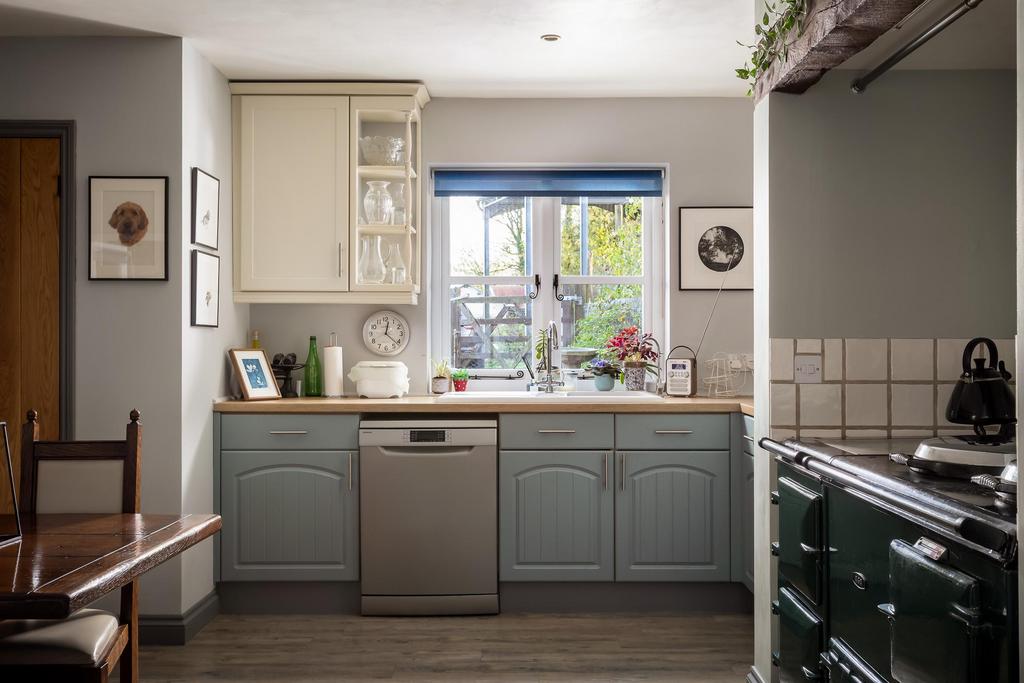 Coachman's Cottage, Chedworth, GL54 4 AL, for...