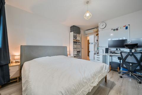 1 bedroom apartment for sale, Plaistow Road, New Willow House, E13