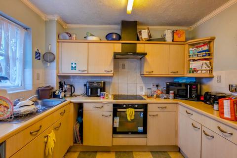 2 bedroom flat for sale, Fairway Drive, North Thamesmead, London, SE28