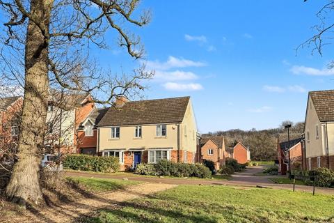5 bedroom detached house for sale, 18 Swift Avenue, Rugby, CV21 1RQ