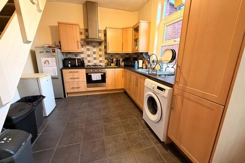 2 bedroom terraced house for sale, Cambridge Road, Lostock, Bolton, Greater Manchester, BL6