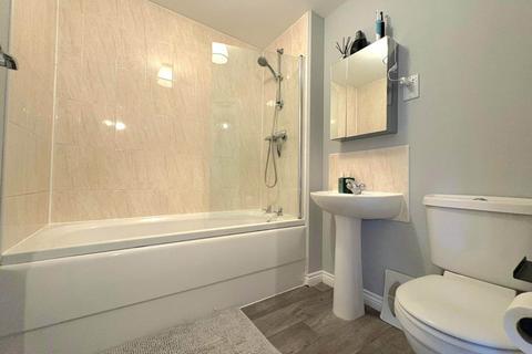 2 bedroom end of terrace house for sale, Johnson Drive, Leighton Buzzard LU7