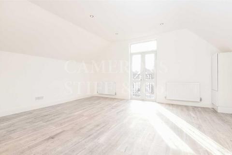 2 bedroom flat to rent, Park Avenue, Willesden Green NW2