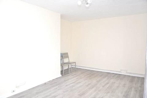 2 bedroom apartment to rent, Eynsham Drive, Abbey Wood, SE2 9QU