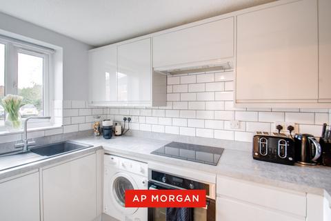 2 bedroom end of terrace house for sale, Richardson Drive, Amblecote, Stourbridge, West Midlands, DY8