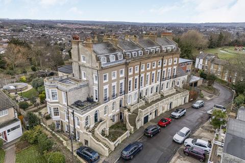 undefined, Constitution Crescent, Gravesend, DA12