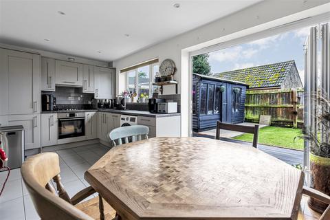 3 bedroom detached house for sale, Cattawade Street, Brantham