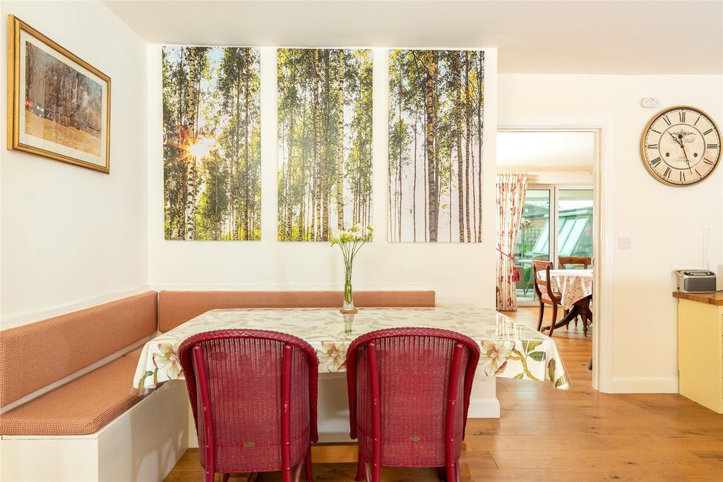 Kitchen/Breakfast Rm