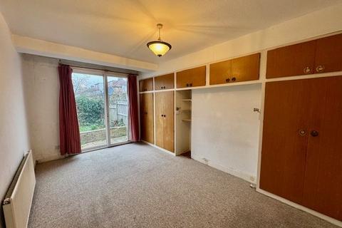 1 bedroom flat for sale, Imperial Drive, Harrow HA2