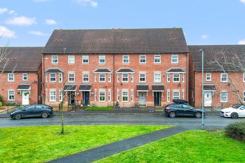 Templeton Drive, Fearnhead, WA2