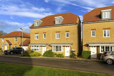 undefined, Sunshine Corner Avenue, Aylesham