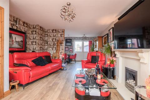 5 bedroom detached house for sale, Wensleydale Drive, Osbaldwick, York, YO10 3PH