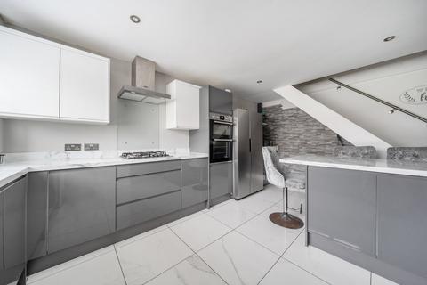 3 bedroom terraced house for sale, Bunting Gardens, Hampshire PO8