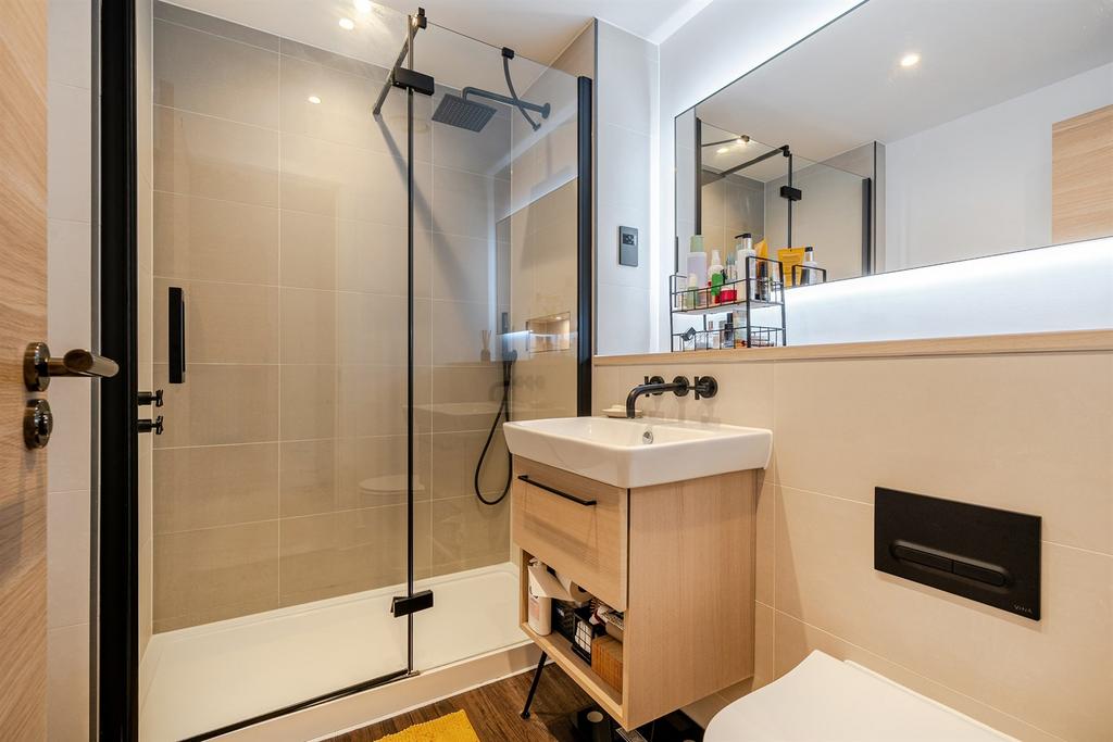 Ensuite