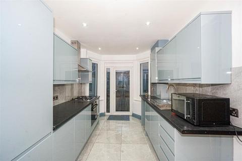 4 bedroom terraced house for sale, St. Georges Road, Hastings