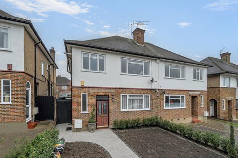 Holwell Place, Pinner