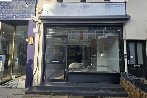 Shop to rent - Kings Road, London, SW6