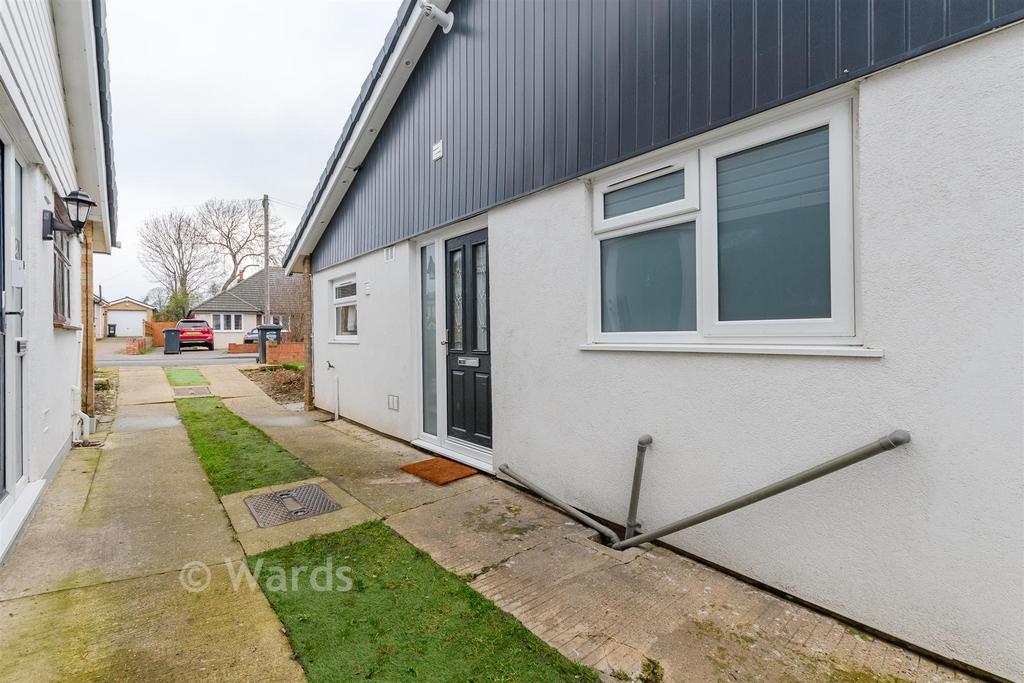 Driveway/Parking