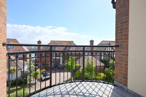 3 bedroom penthouse for sale, Christchurch Place, Sovereign Harbour, Eastbourne