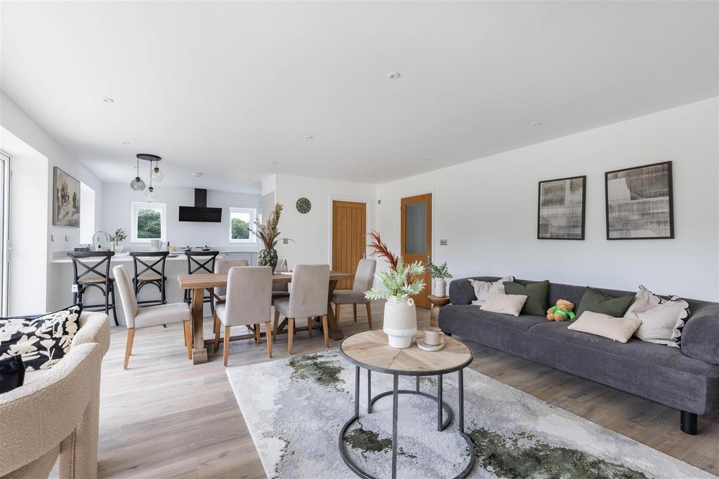 Kitchen/Dining/Family Room