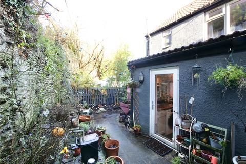 2 bedroom end of terrace house for sale, A characterful two-bedroom cottage in the heart of Pensford