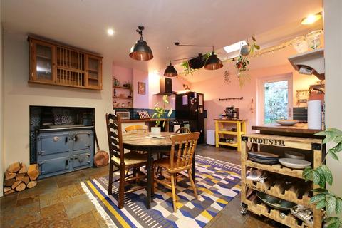 2 bedroom end of terrace house for sale, A characterful two-bedroom cottage in the heart of Pensford