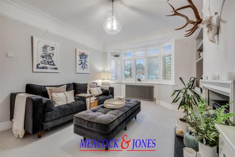 5 bedroom semi-detached house for sale, Friars Avenue, Shenfield, Brentwood